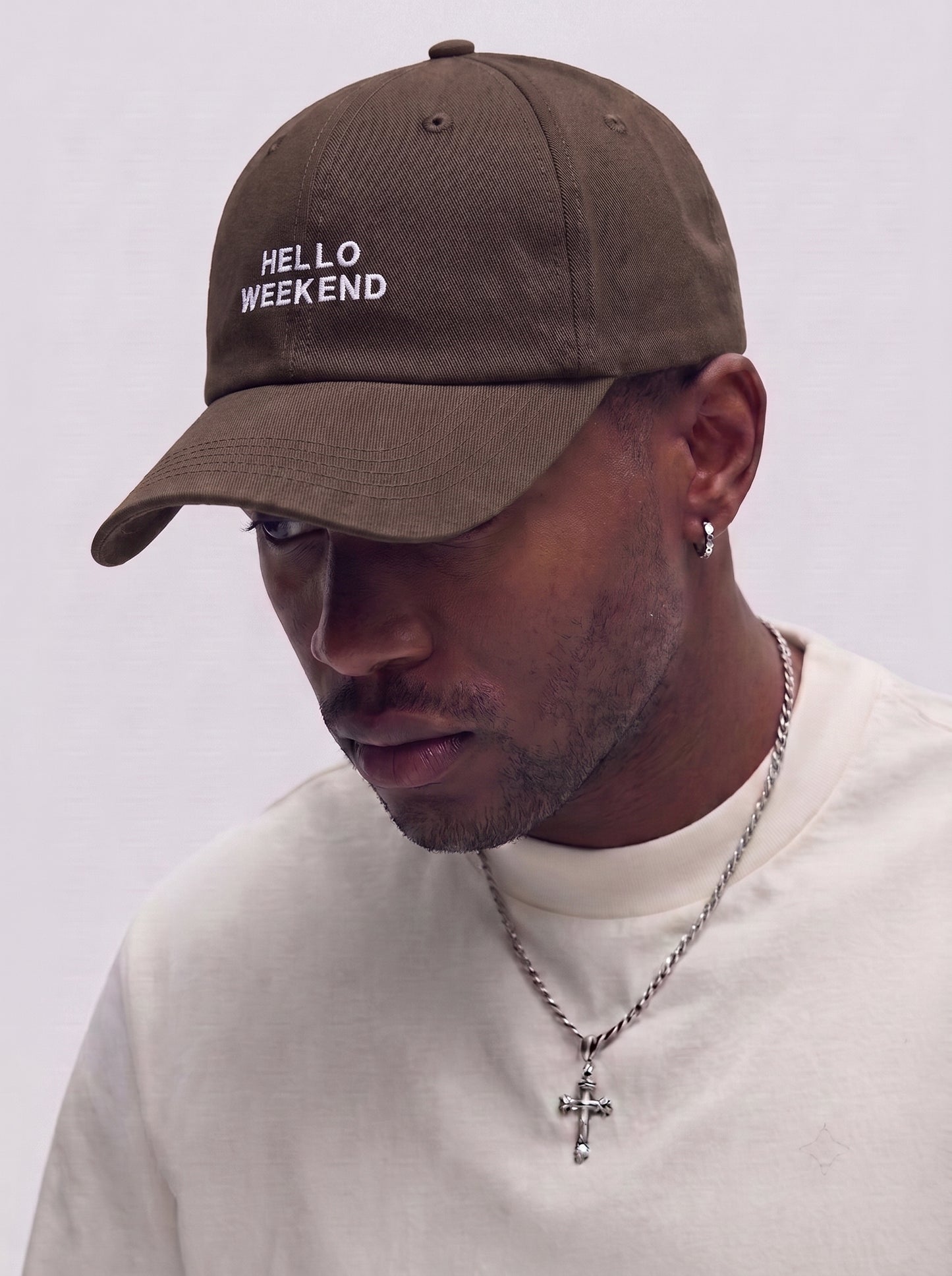 HELLO WEEKEND ESSENTIAL CAP