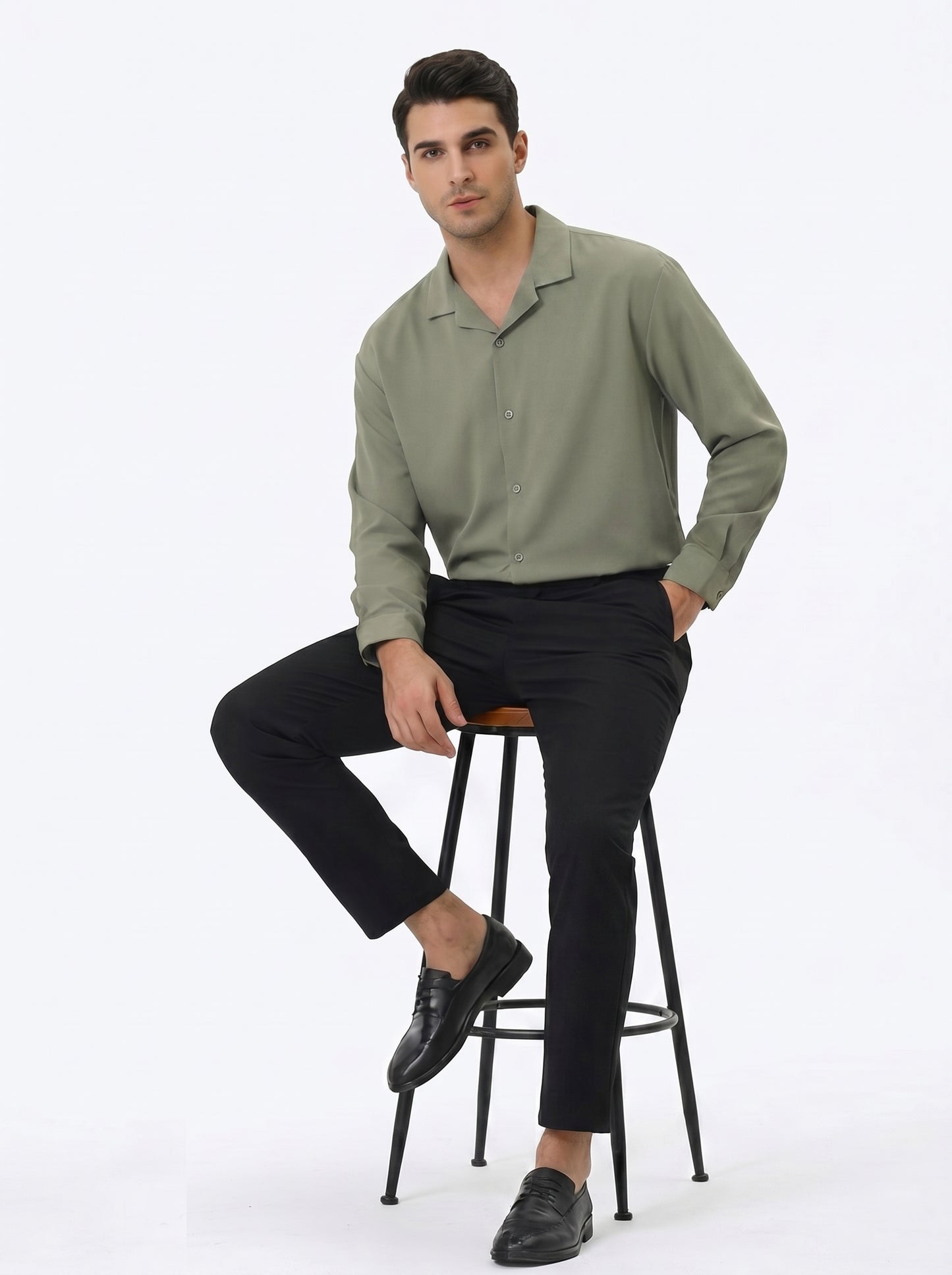 CLASSIC RELAXED SHIRT