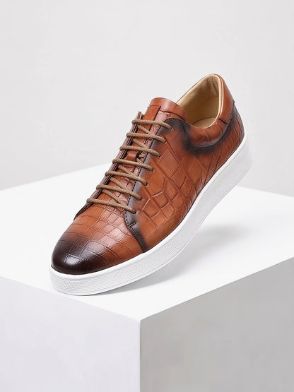 The Belgravia Leather Lace-Up - Brown - closeup