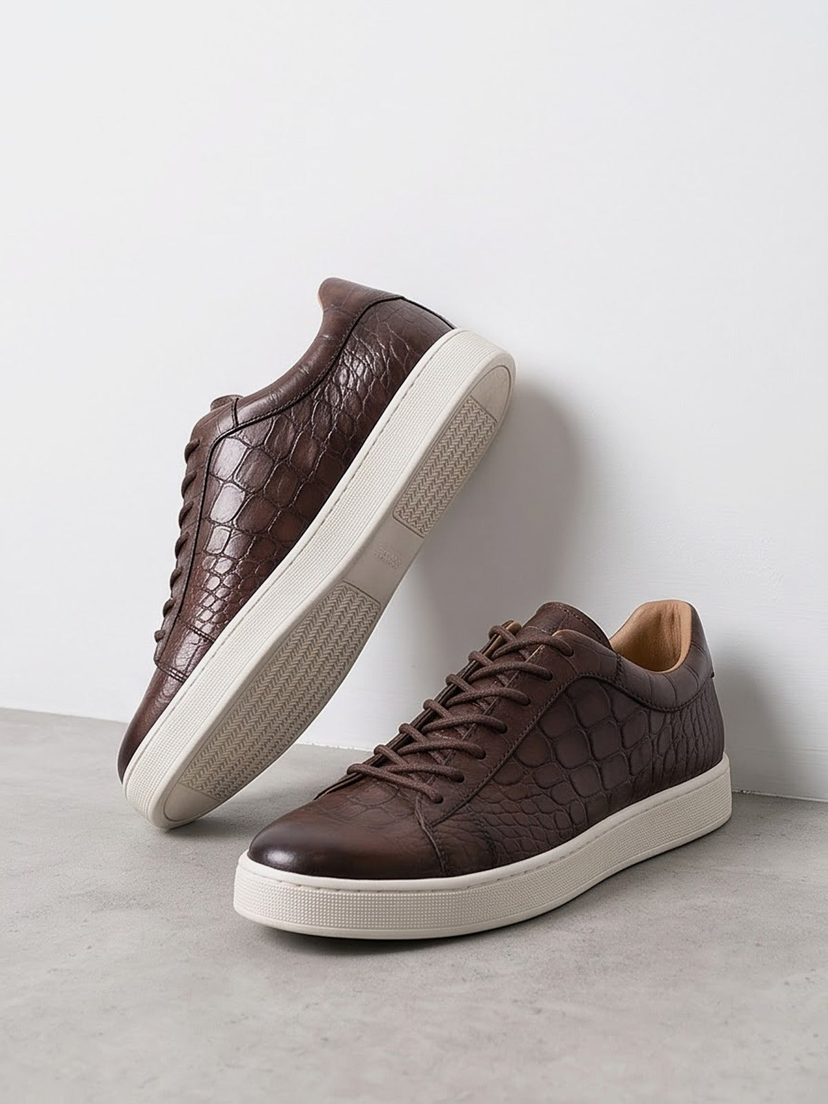 The Belgravia Leather Lace-Up - Dark Brown - side