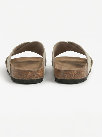 TOE CROSS SANDALS