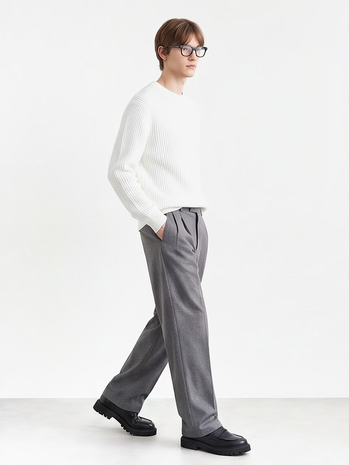 the-cambridge-heavy-knit-white-2-side