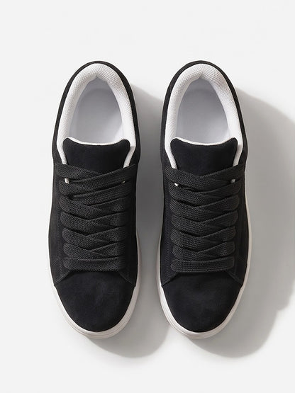 the-geneva-leather-sneaker-black-1-front