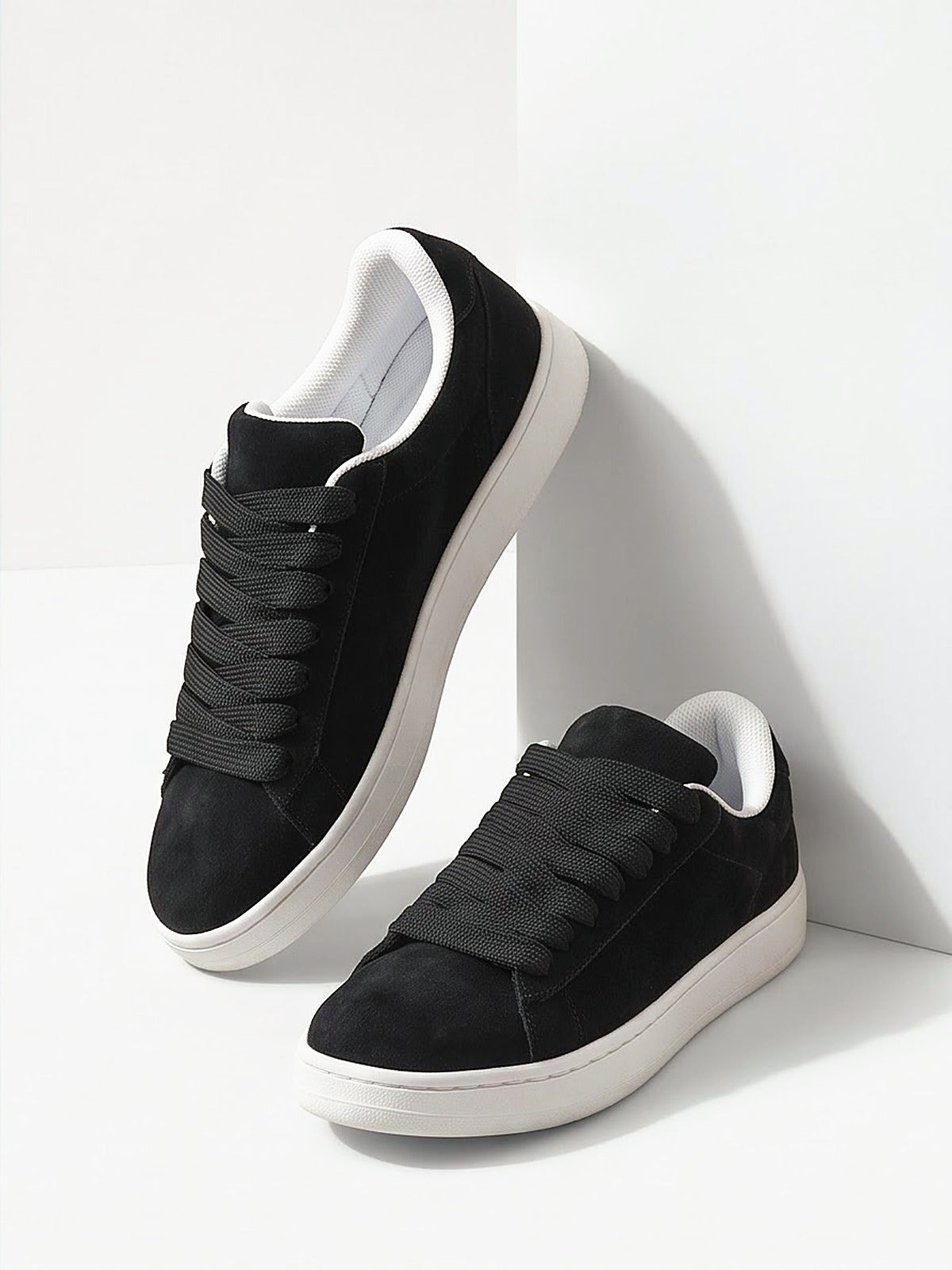 the-geneva-leather-sneaker-black-2-side