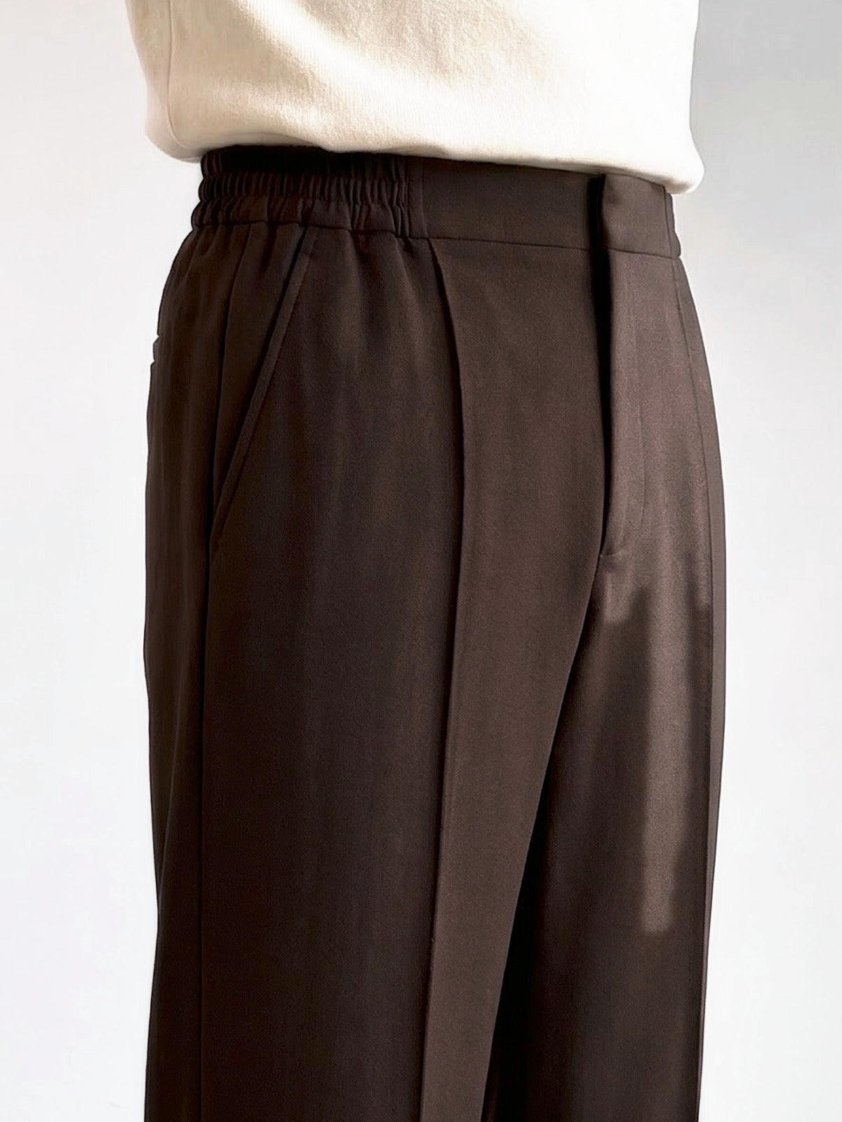 the-savile-wool-blend-trousers-dark-brown-3-closeup